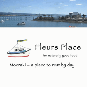 Fleurs Place Boat (1)