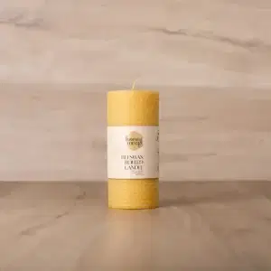 Honeywrap Beeswax Wide Candle 15.5cm