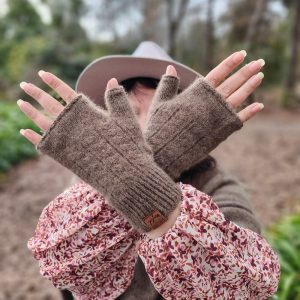 Wyld Fingerless Mittens