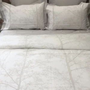Blessed Earth Quilt Set King Super Silver Magnificant