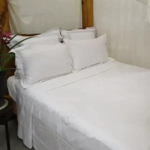 Blessed Earth Quilt Set Queen White Magnificant