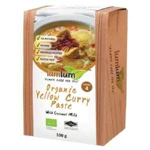 a box of Lumlum Yellow Curry Paste 100g